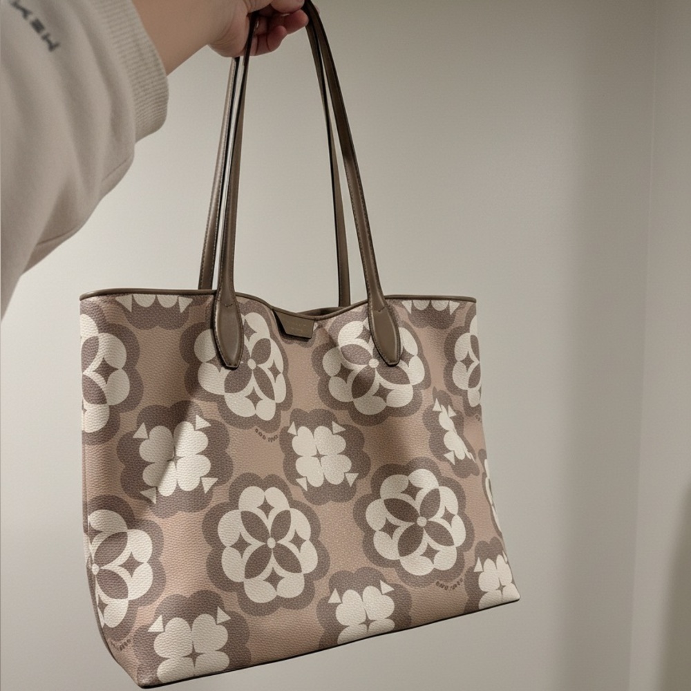 Kate Spade Tan and White Floral Tote - Picture 2 of 9